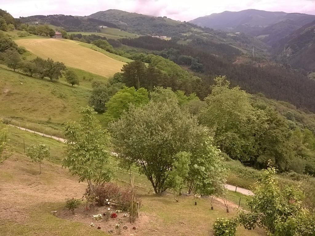 Casa Rural Arbegain Etxea Aizarna Екстериор снимка